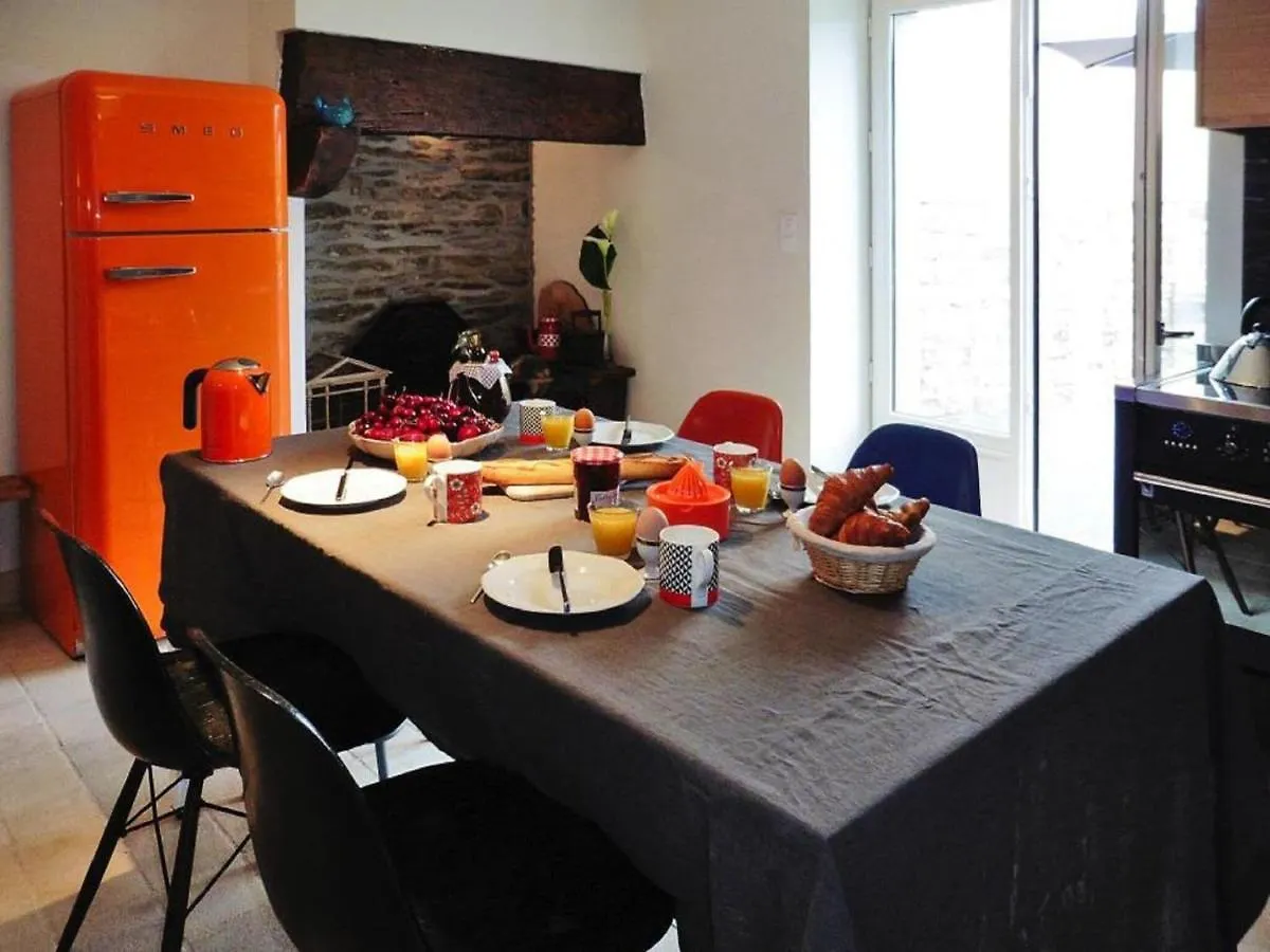 Country House, Landeleau 0*,  France