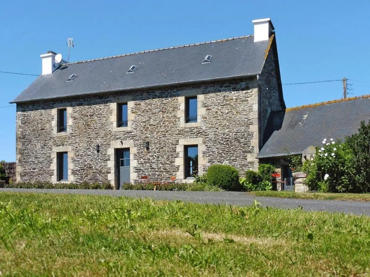 Holiday home Country House, Landeleau
