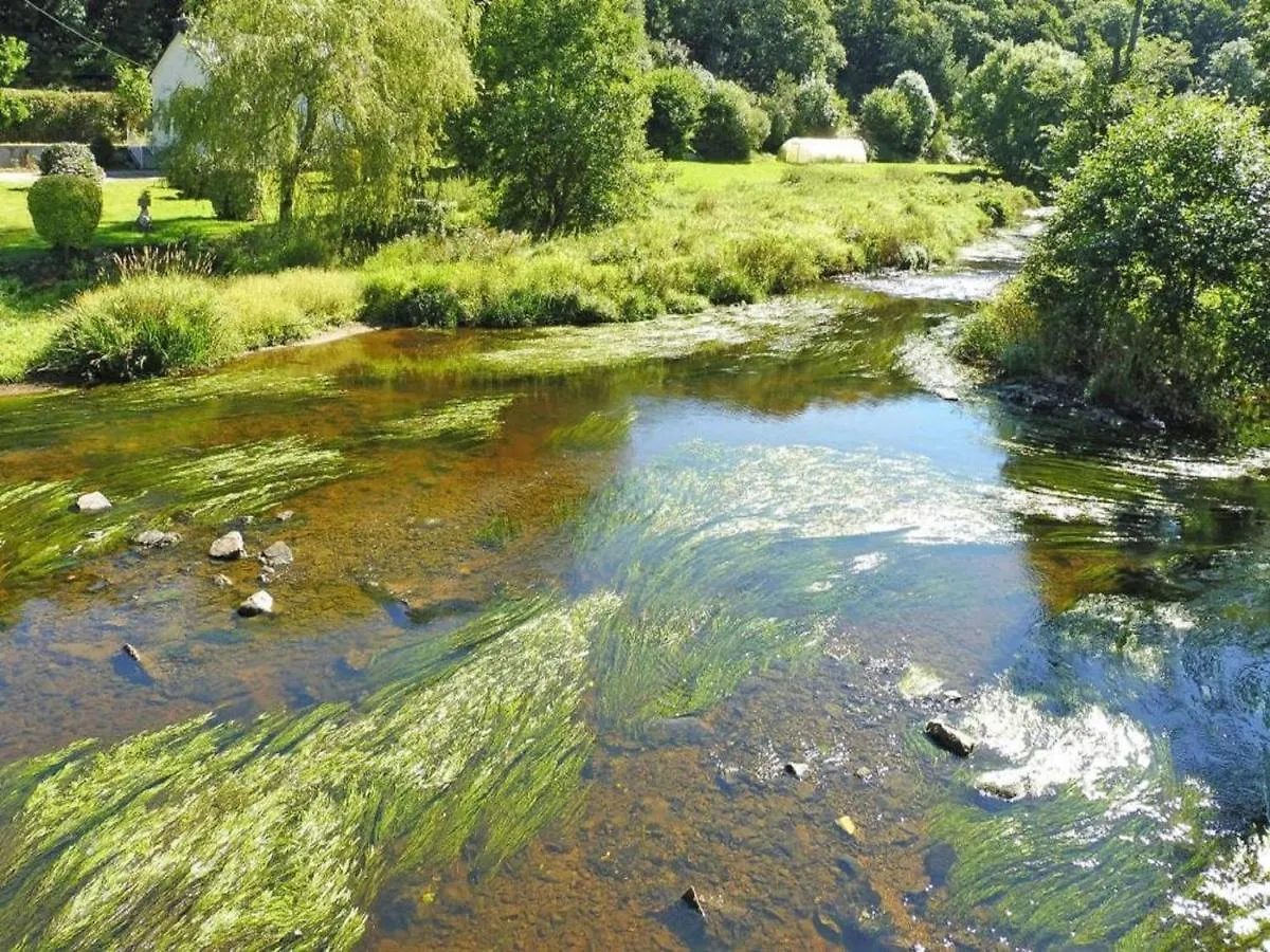 Holiday home Country House, Landeleau France