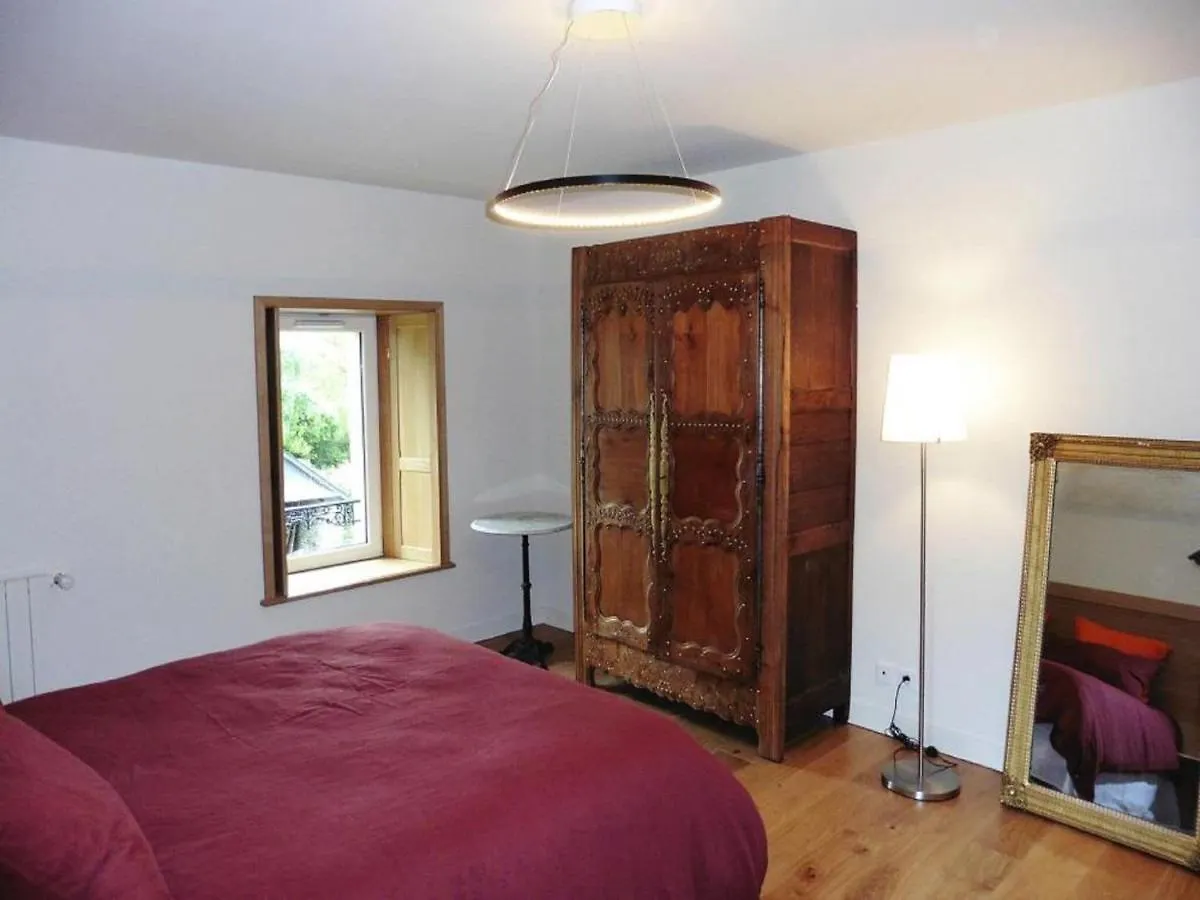 Country House, Landeleau 0*,